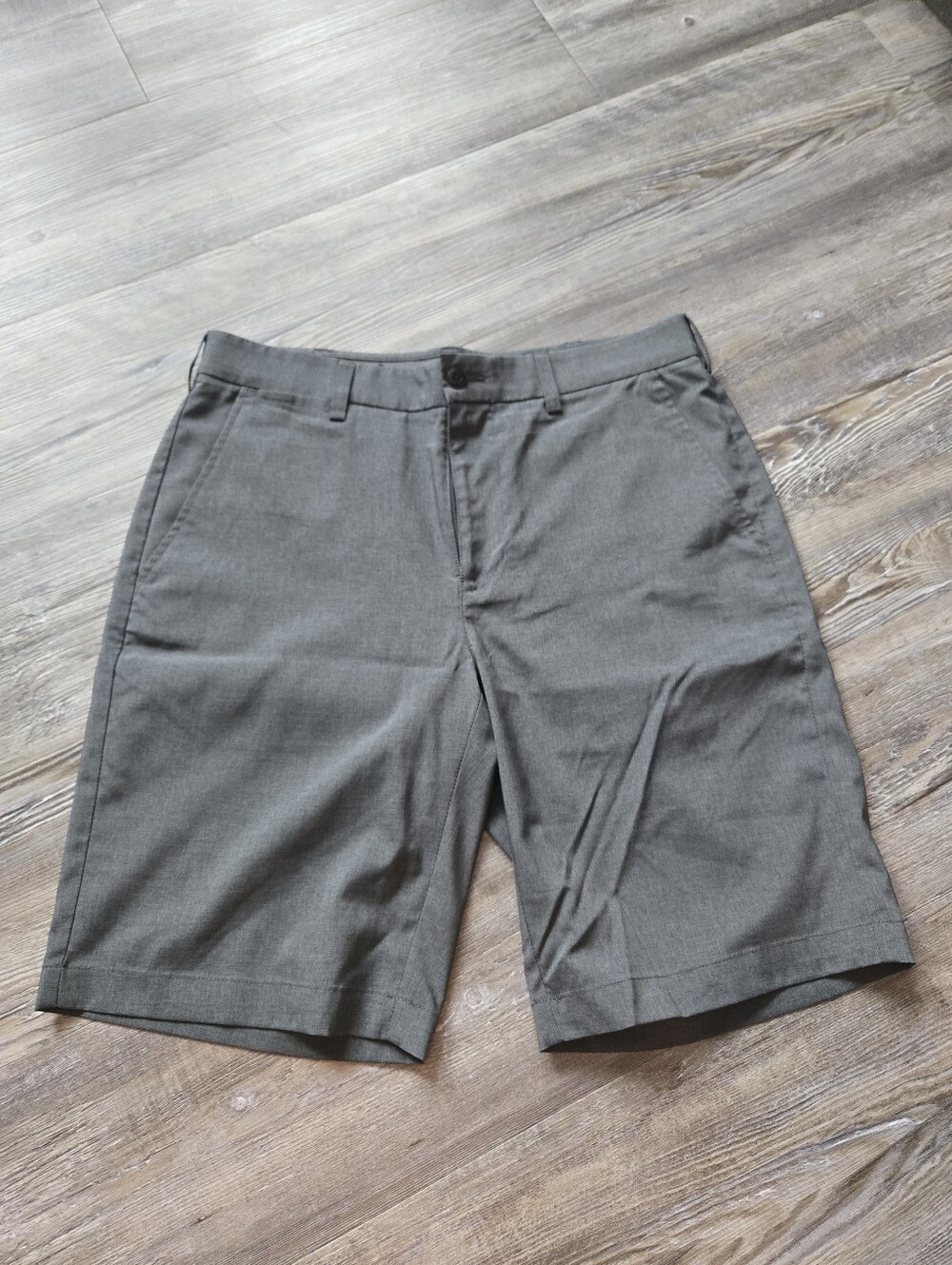 Grand Slam Men's Gray Flat Front Shorts